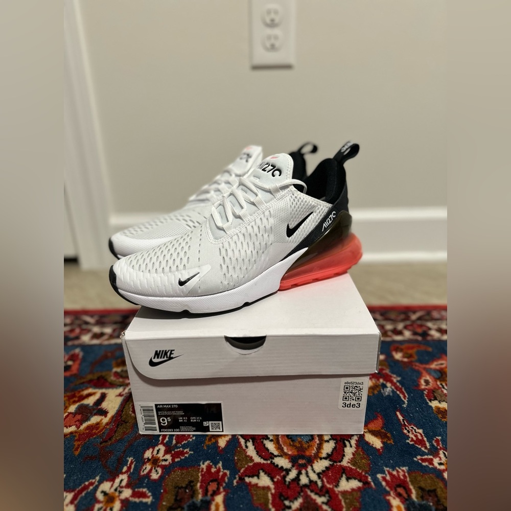 Nike Air Max 270 Men’s Size 9.5